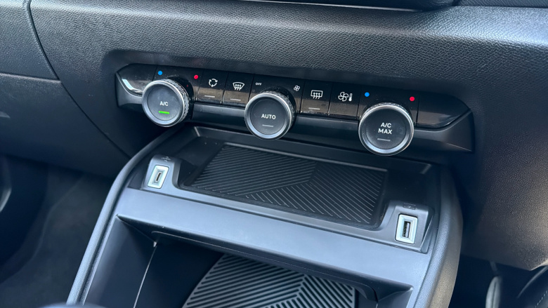 Citroen C4 1.2 PureTech [130] Sense Plus 5dr Petrol Hatchback